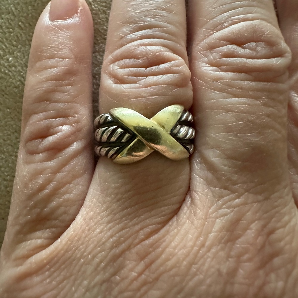 Today Only 🌺David Yurman vintage X ring. Approx. size 6.5.-7